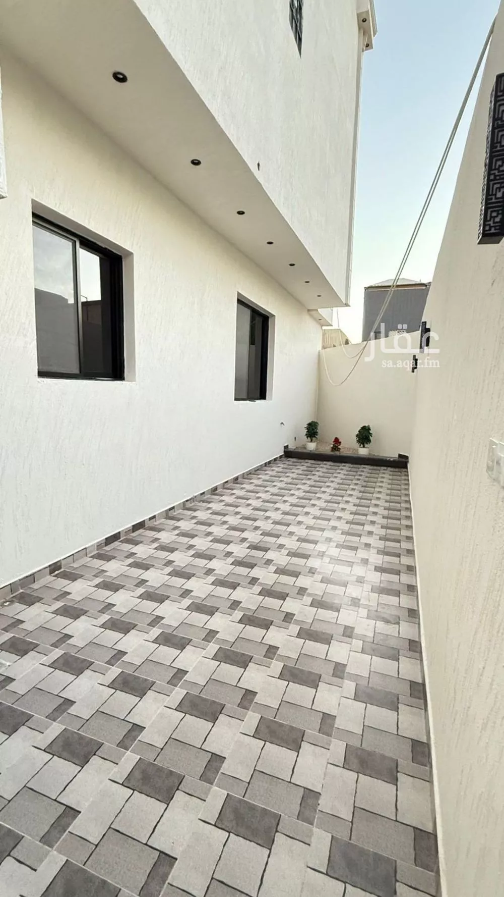 7 bedroom villa in Al Aziziyah 6