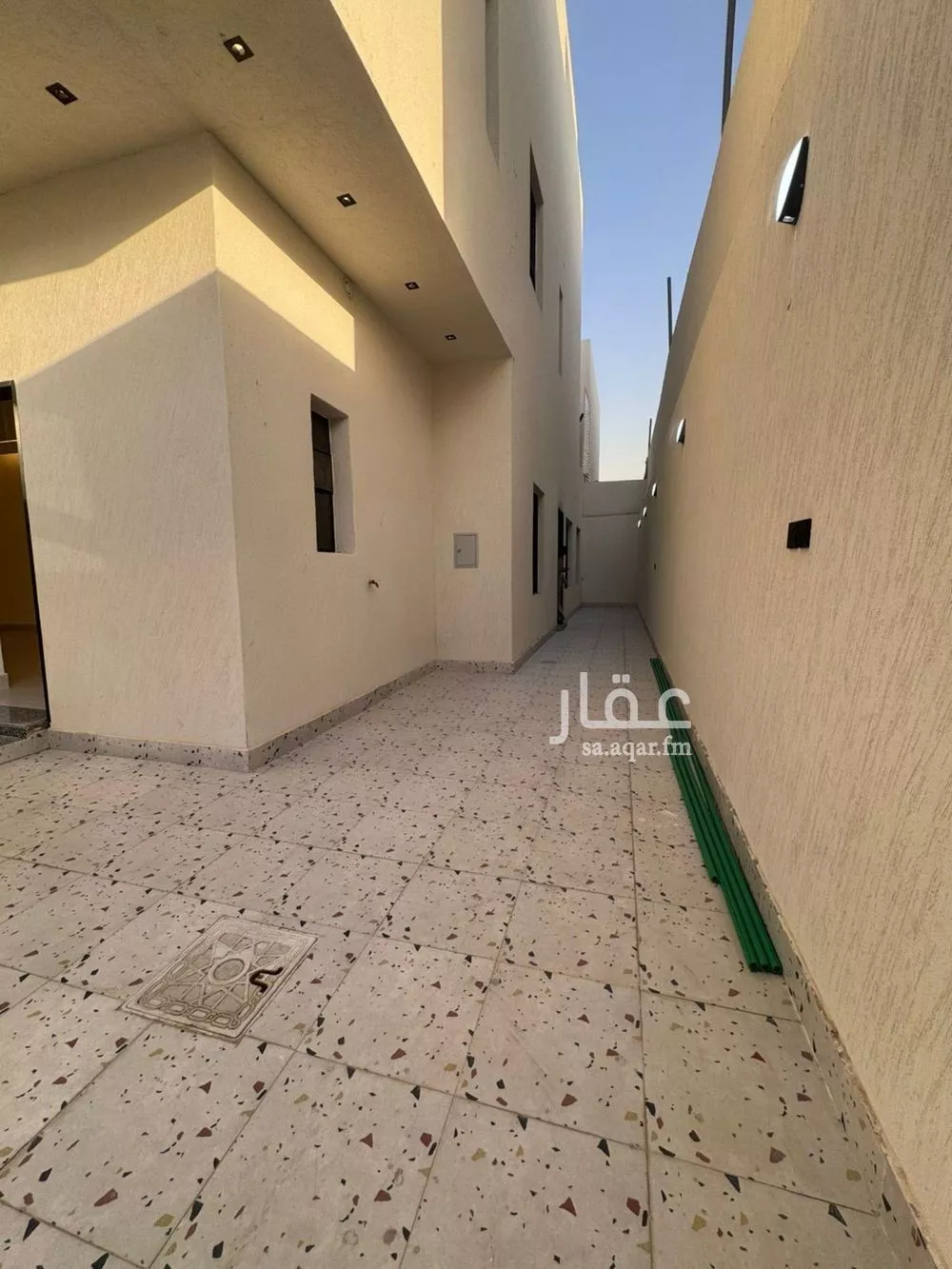 6 bedroom villa in Dirab 12