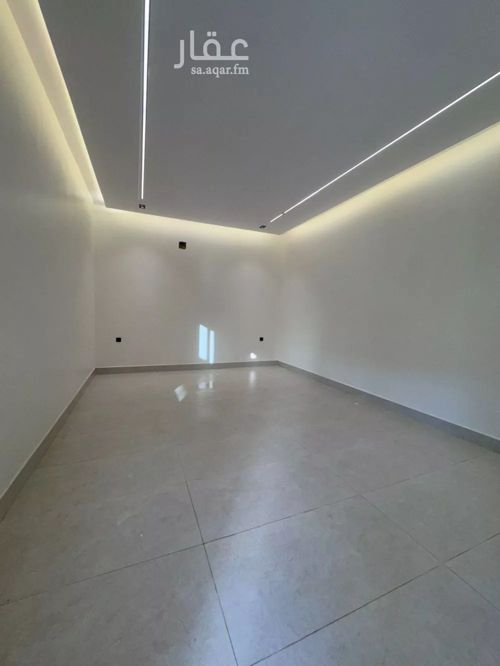 6 bedroom villa in Dirab 7
