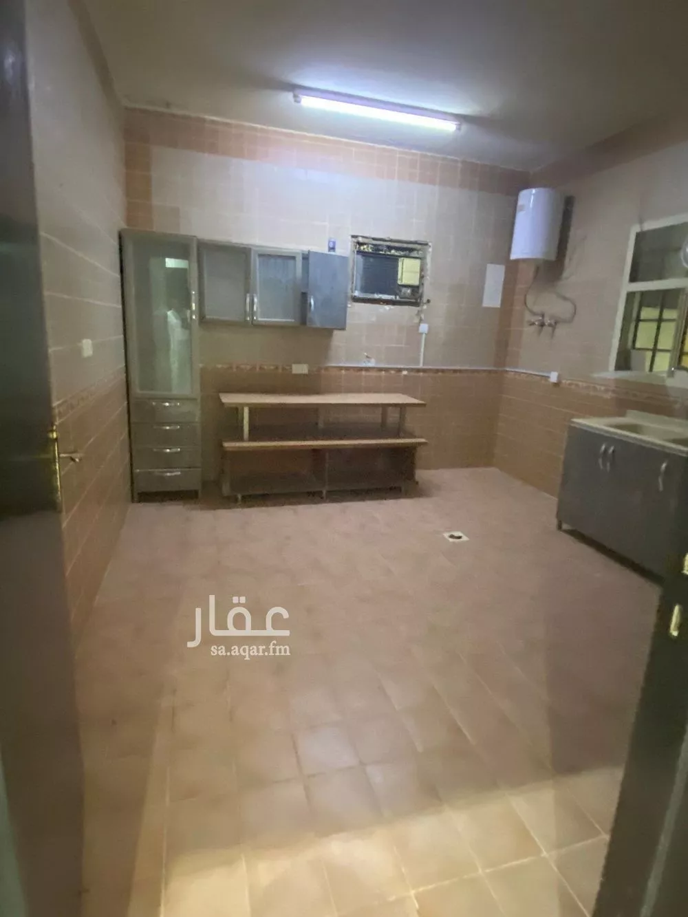 3 bedroom floor in Al Munsiyah 7