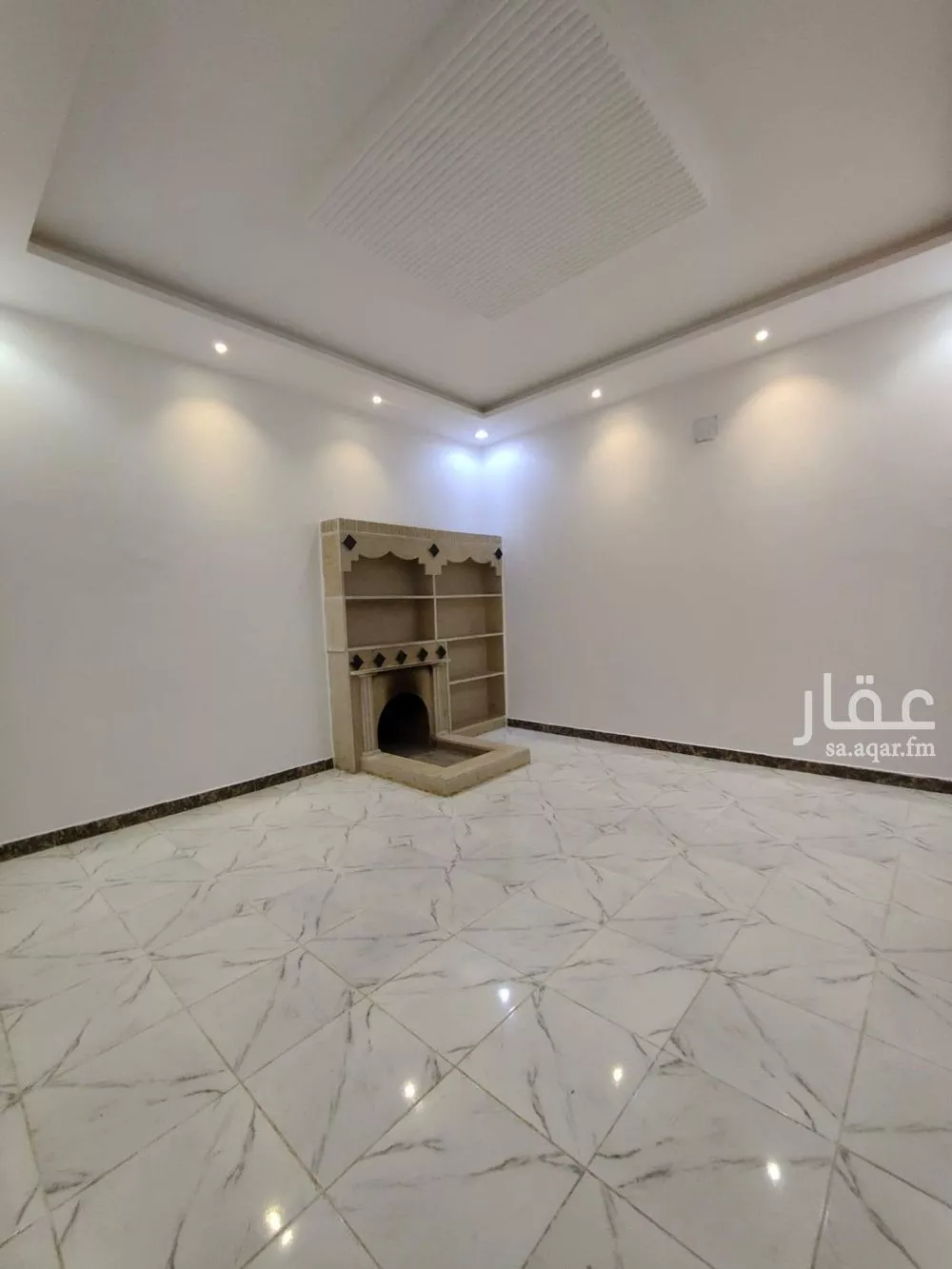 فيلا 11 غرف في الرمال 3