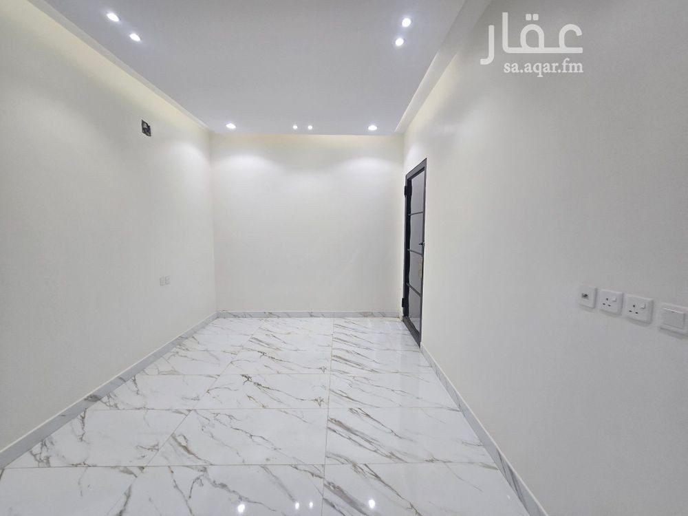 فيلا 4 غرف في العريجاء الغربية، الرياض 4