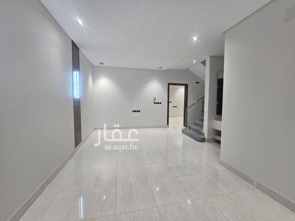 فيلا 4 غرف في العريجاء الغربية، الرياض 3