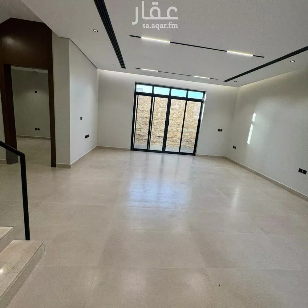 4 bedroom villa in Al Narjis 8