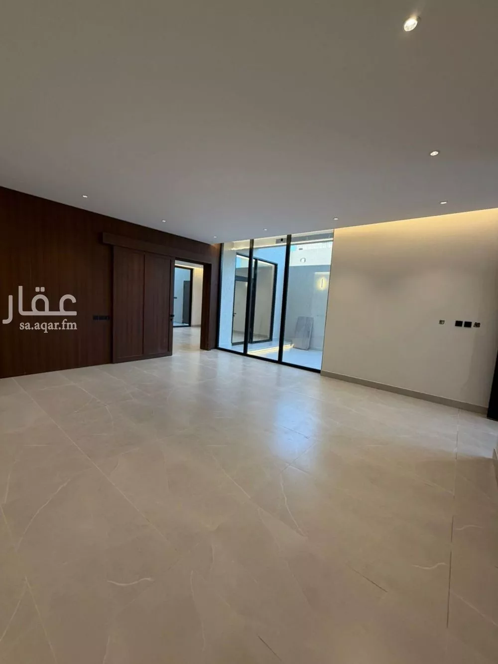 5 bedroom villa in Al Narjis 2