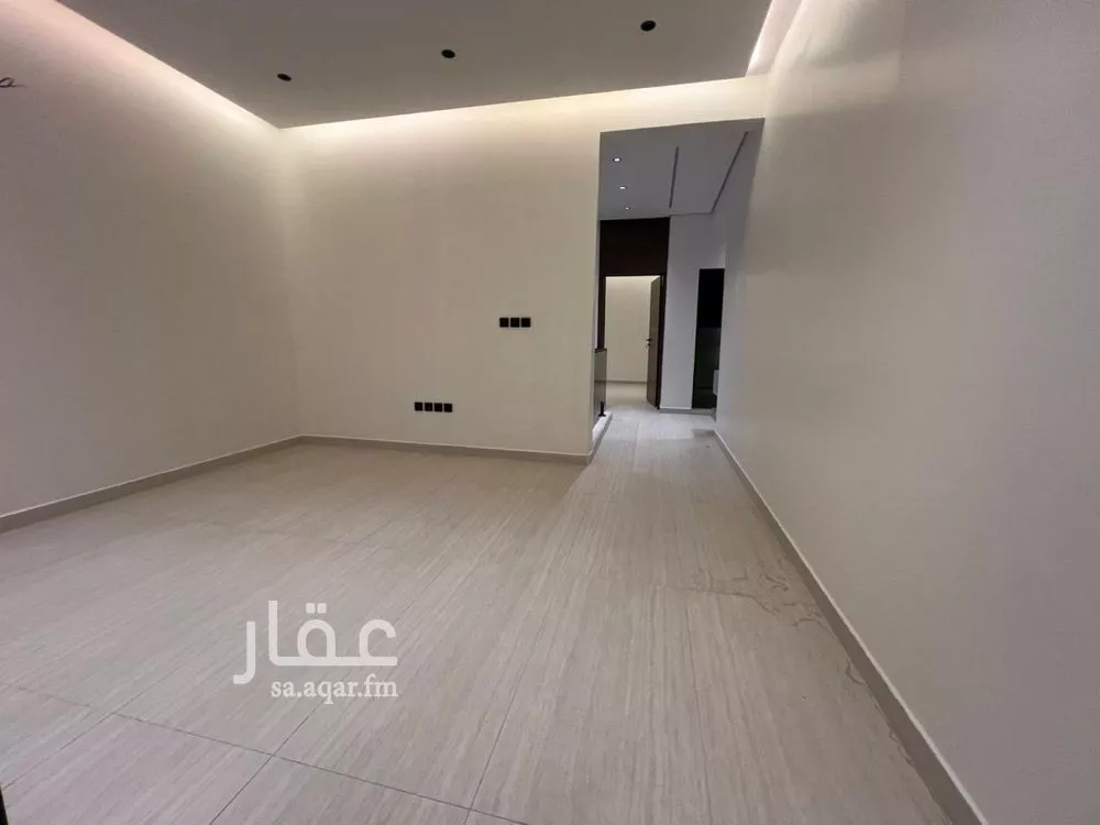 5 bedroom villa in Dhahrat Laban 17