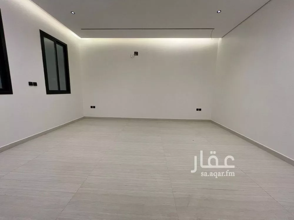 5 bedroom villa in Dhahrat Laban 7