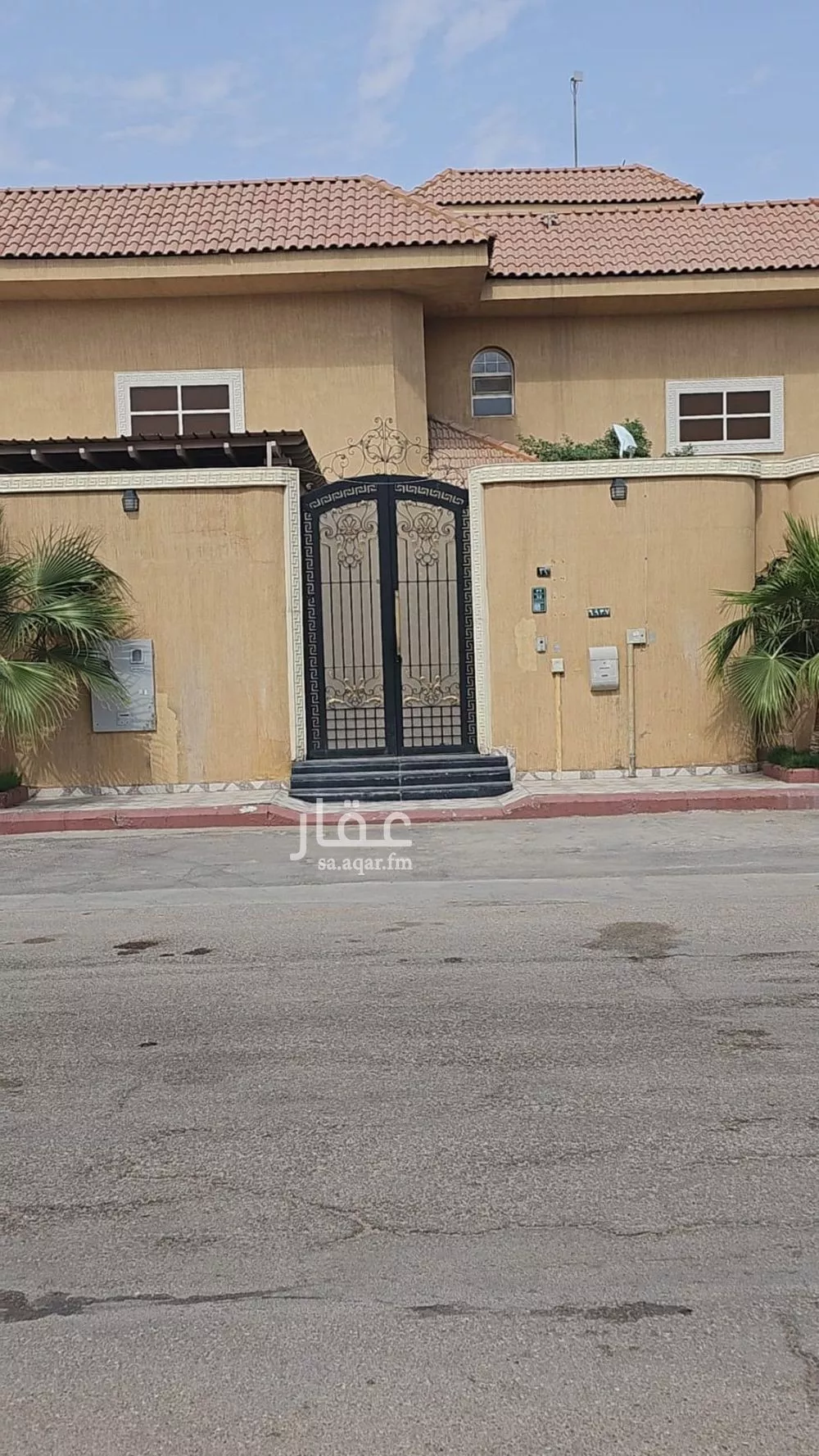 6 bedroom villa in Al Khaleej 6