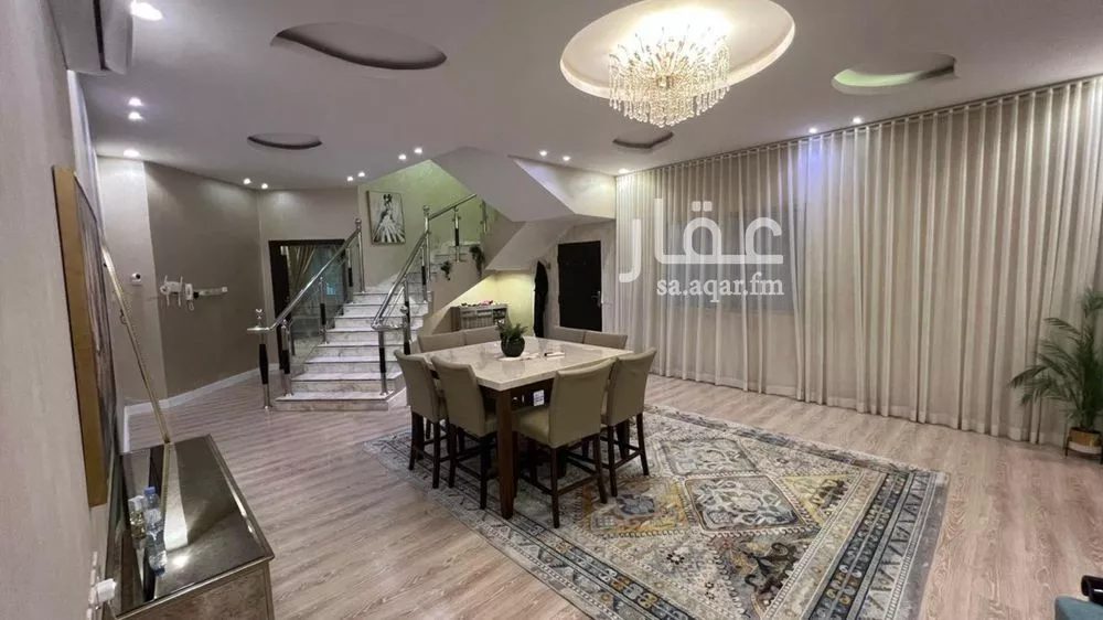 4 bedroom villa in Al Aridh 9