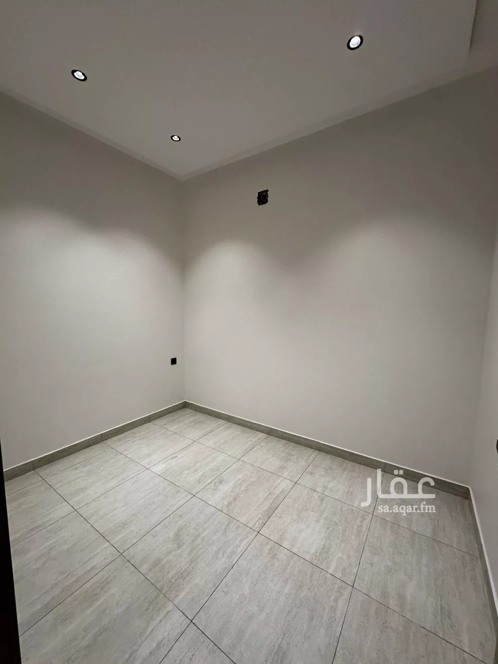 5 bedroom villa in Dhahrat Laban, Riyadh 7