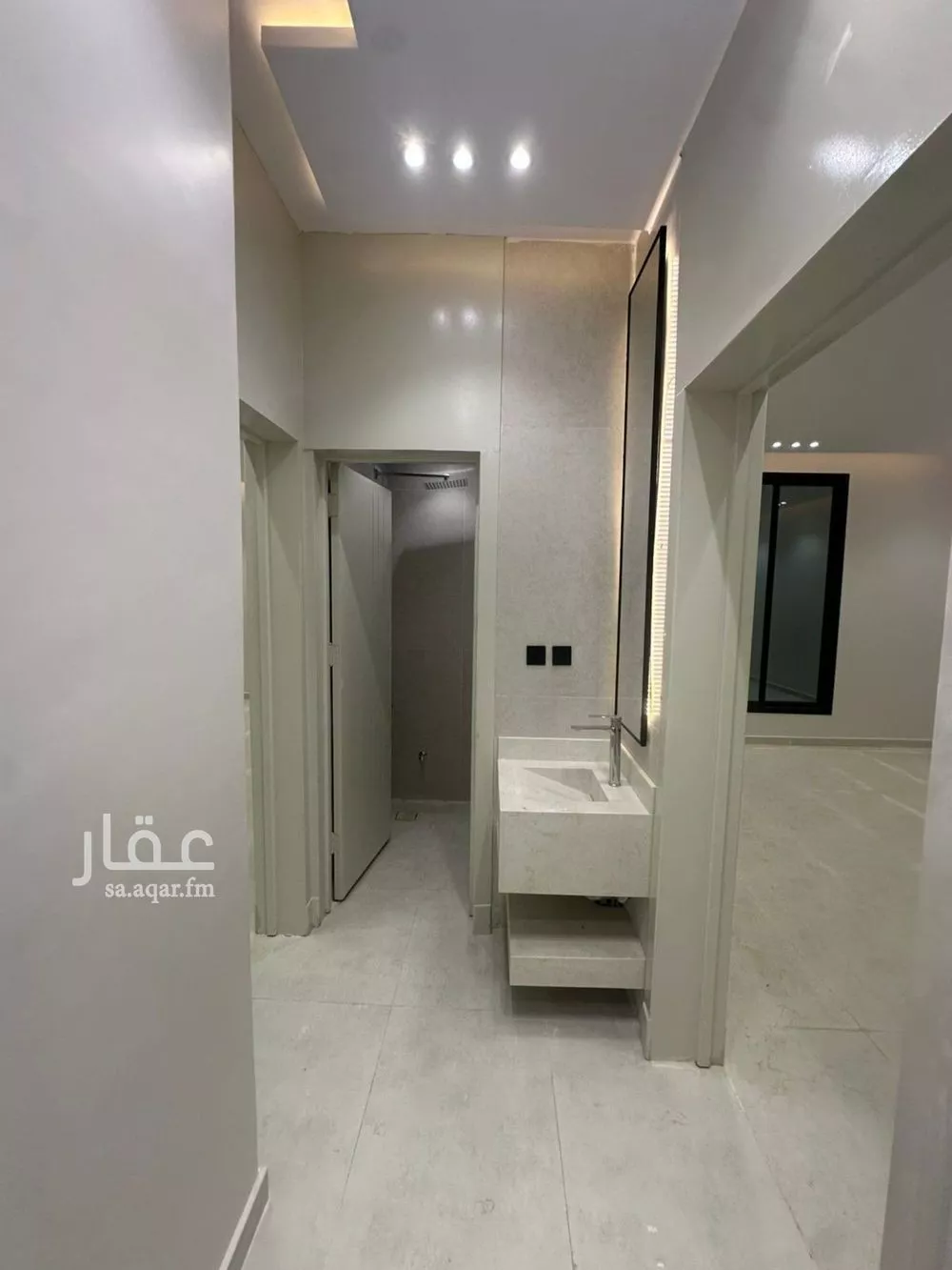 فيلا 4 غرف في طويق 5