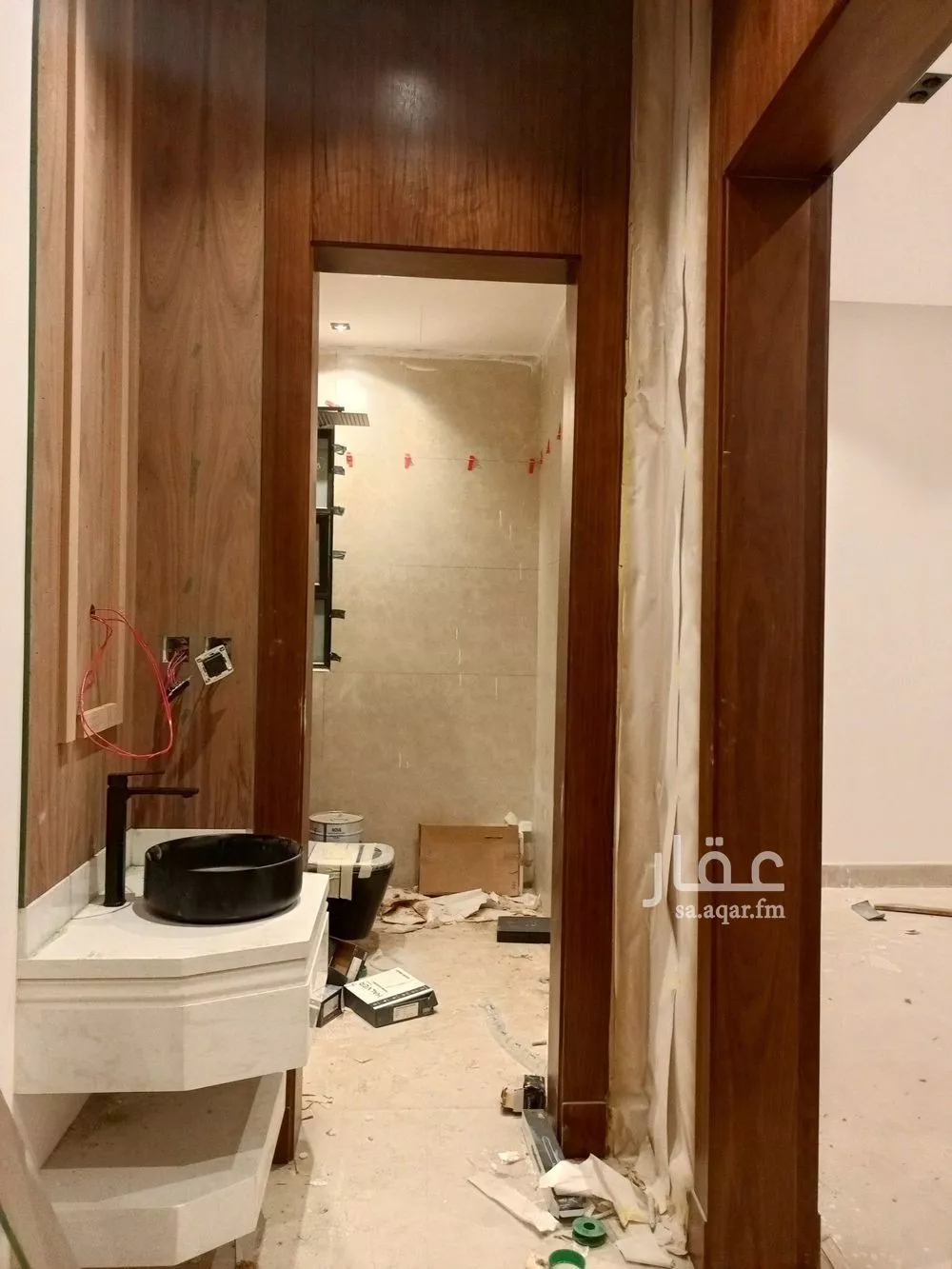 5 bedroom villa in Al Aridh 11