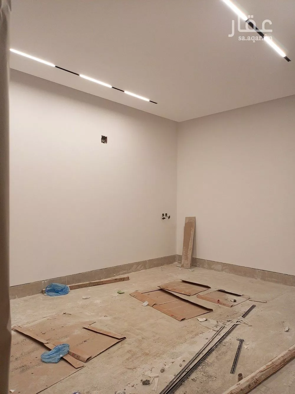 5 bedroom villa in Al Aridh 6