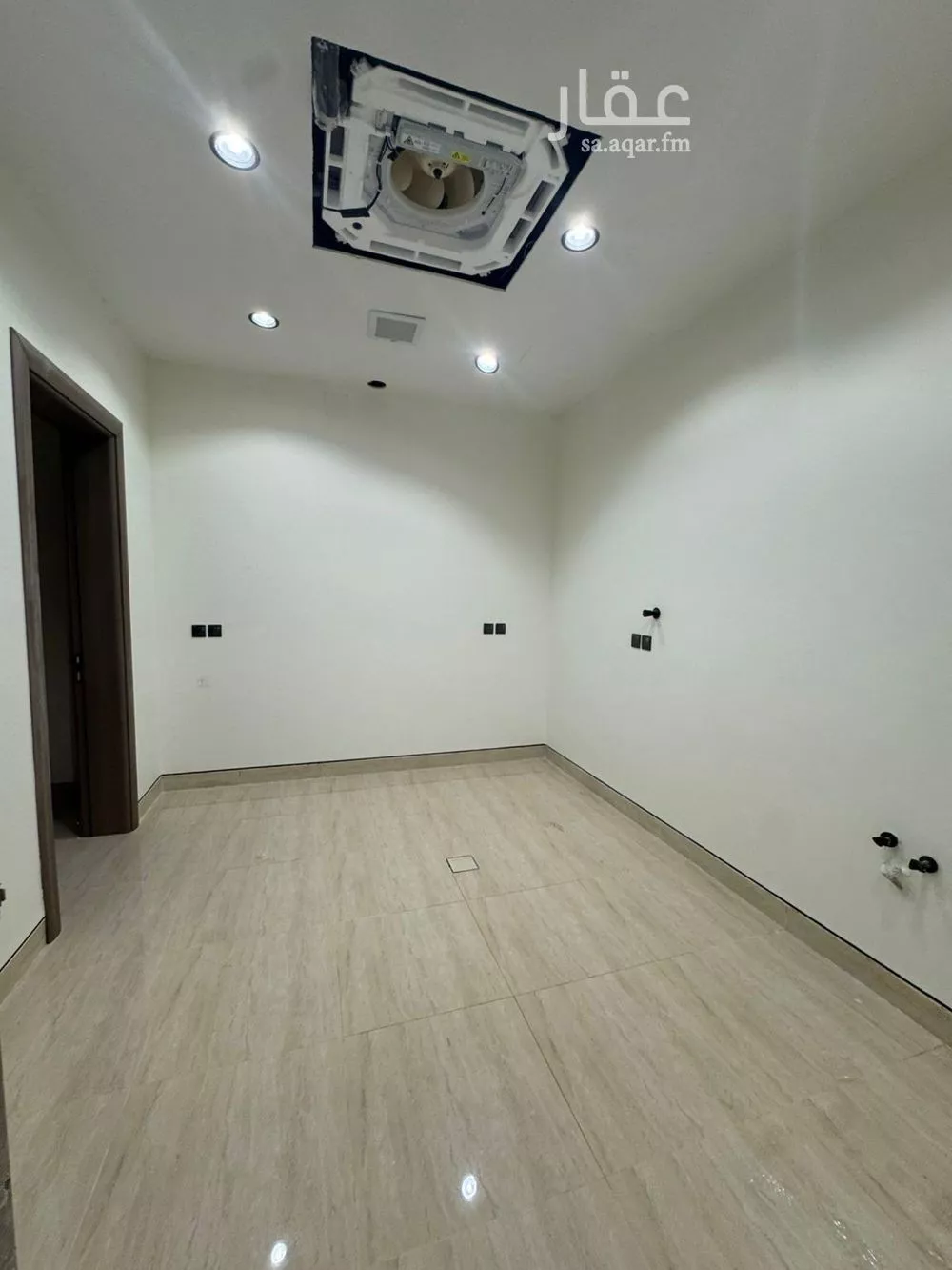 7 bedroom villa in Al Narjis 11