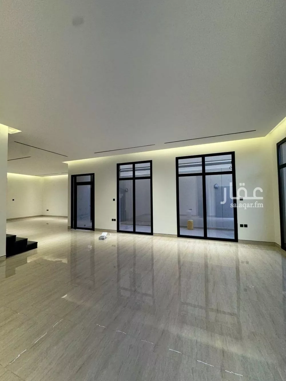 7 bedroom villa in Al Narjis 18