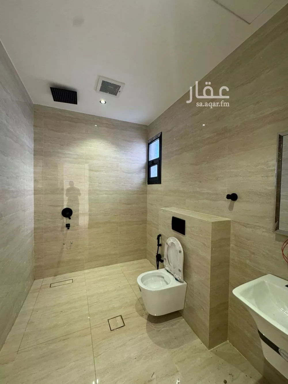 7 bedroom villa in Al Narjis 10