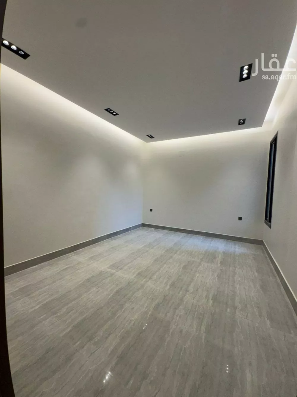 فيلا 7 غرف في الرمال 8
