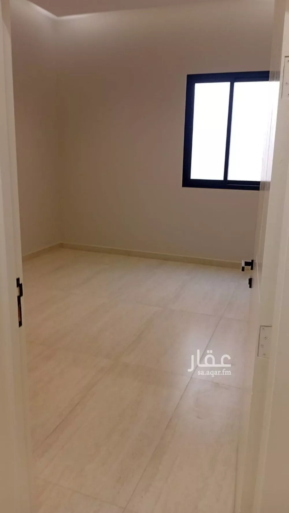 8 bedroom villa in Al Janadriyah 6