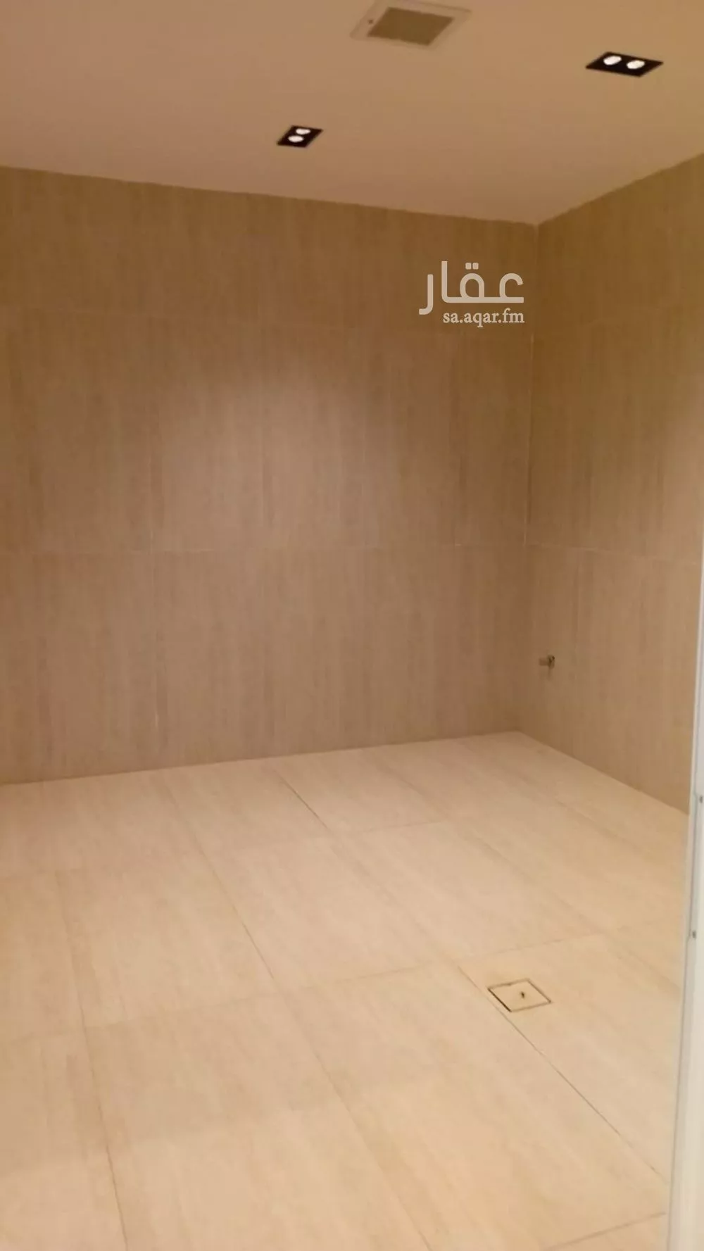 8 bedroom villa in Al Janadriyah 9