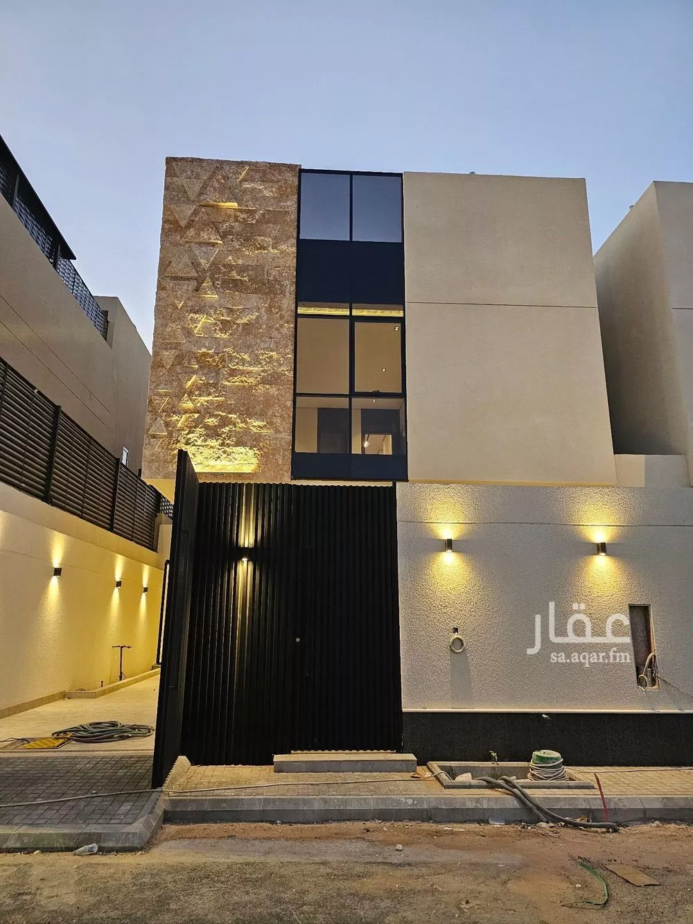 4 bedroom villa in Al Narjis 2