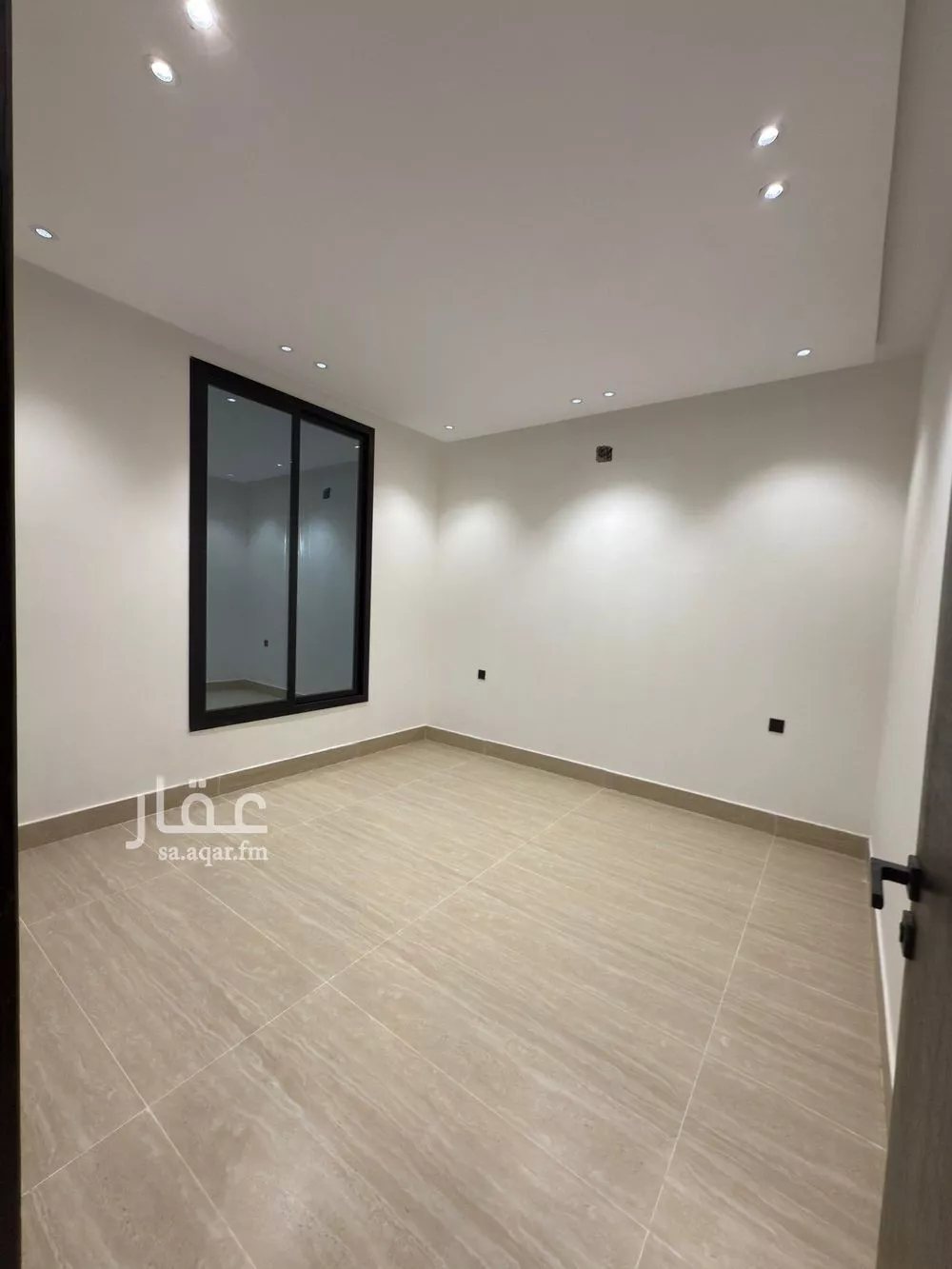 6 bedroom villa in Al Uraija Al Gharbiyah 4
