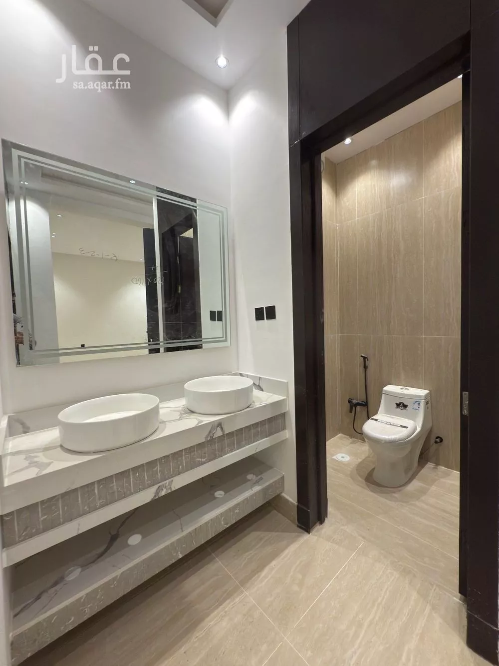 6 bedroom villa in Al Uraija Al Gharbiyah 7
