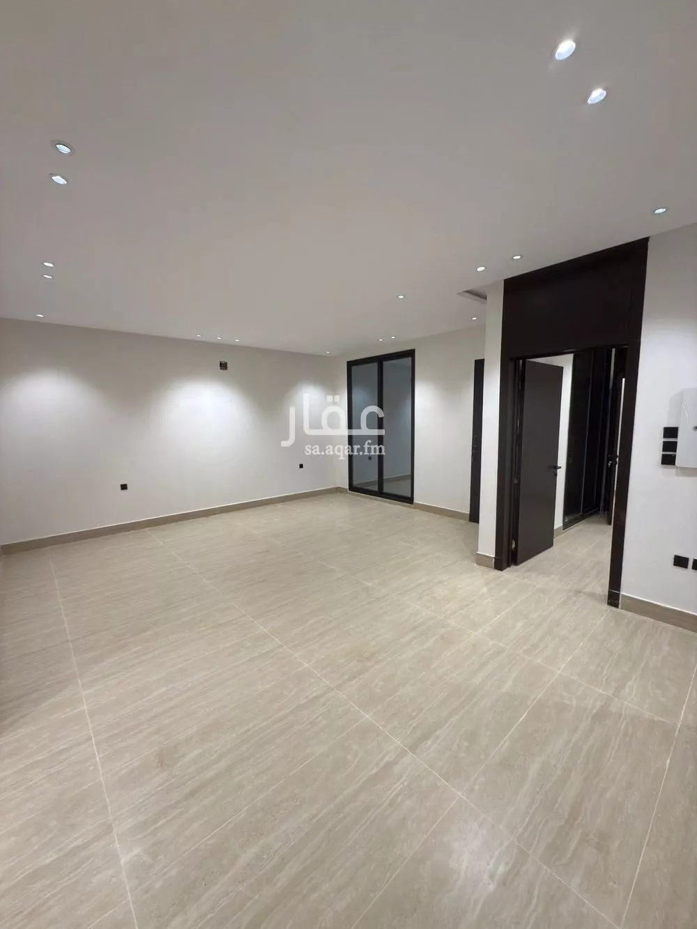 6 bedroom villa in Al Uraija Al Gharbiyah 8