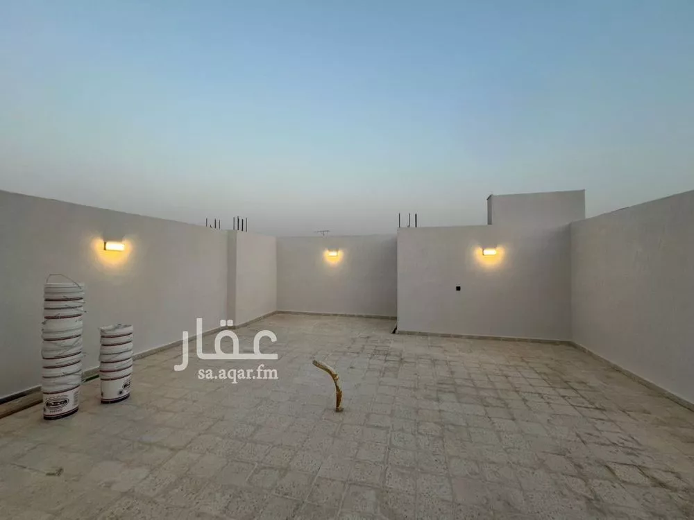 6 bedroom villa in Al Hazm 9