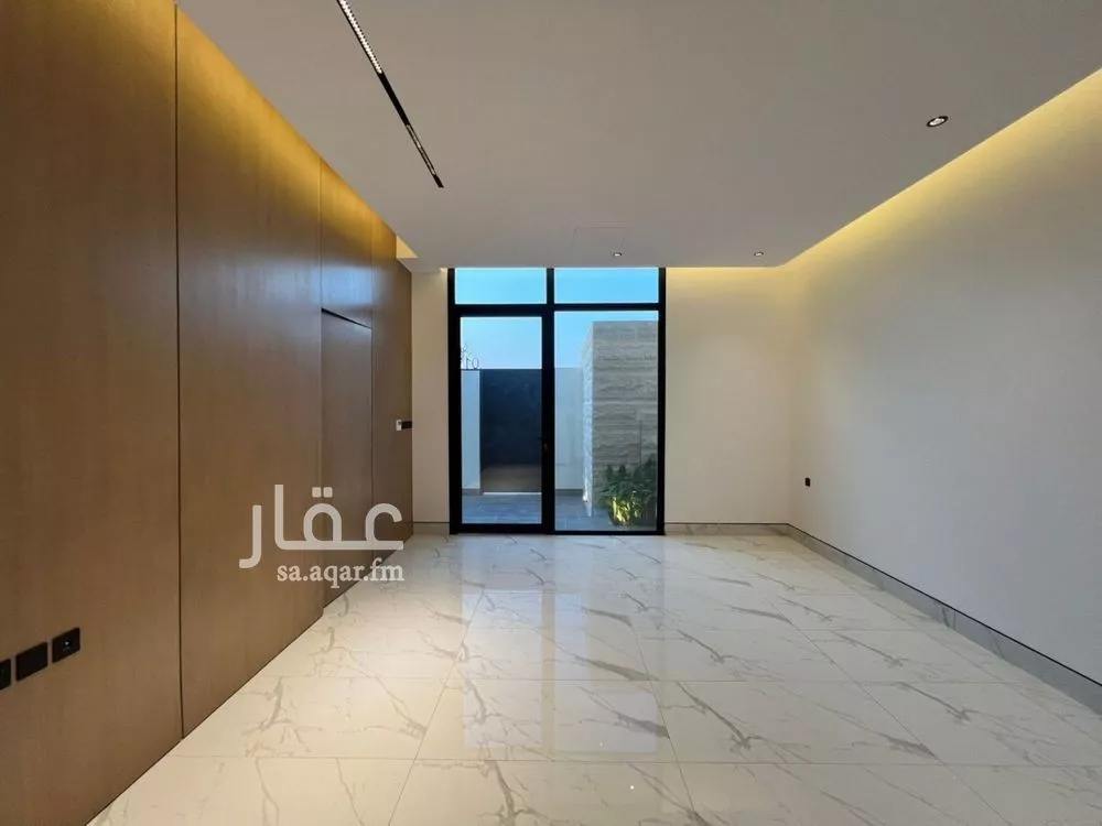 5 bedroom villa in Al Narjis 2