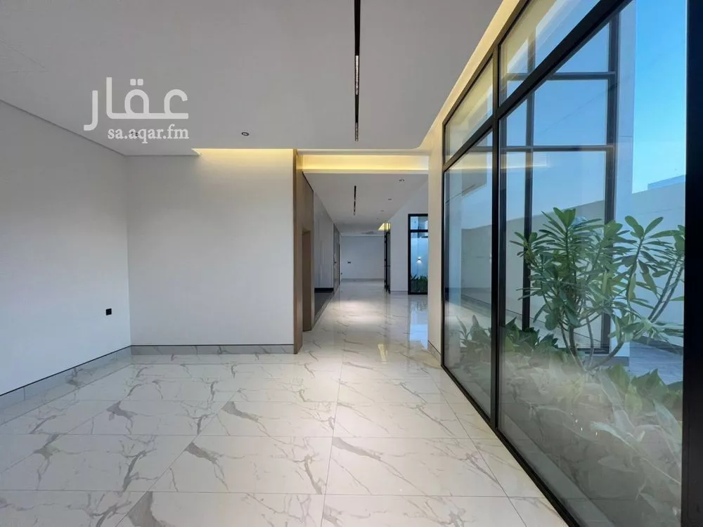 5 bedroom villa in Al Narjis 6