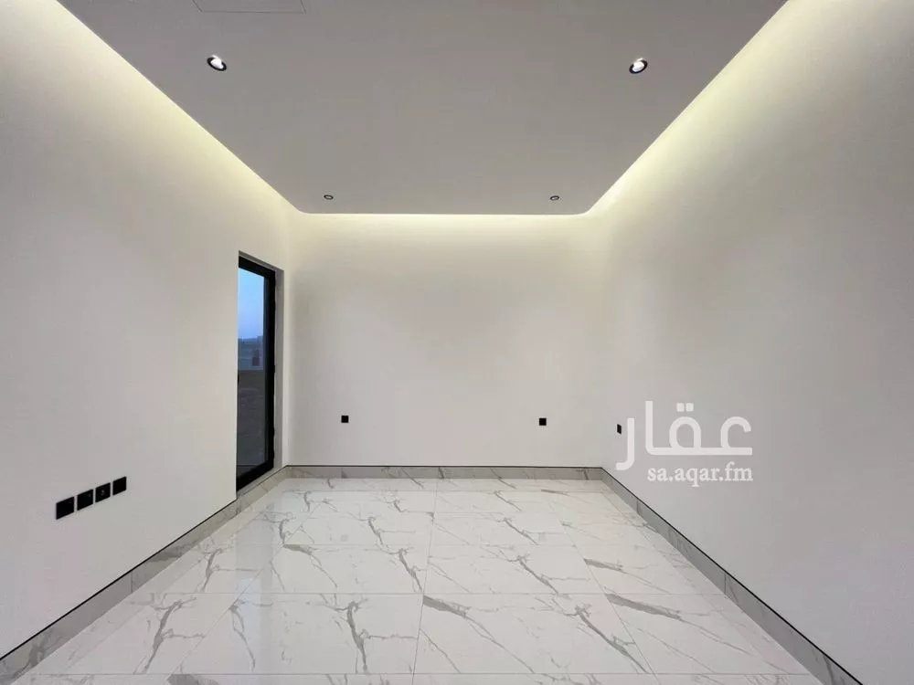 5 bedroom villa in Al Narjis 10
