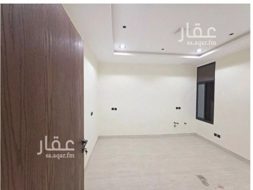 فيلا 5 غرف في بدر 10