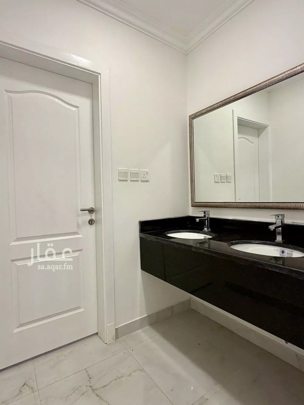 4 bedroom apartment in Ash Shulah, Eastern Province 5