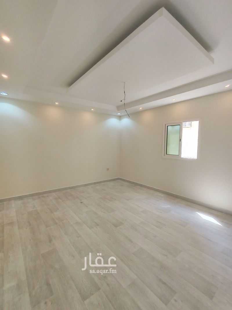 3 bedroom apartment in Taibah, Eastern Province 9