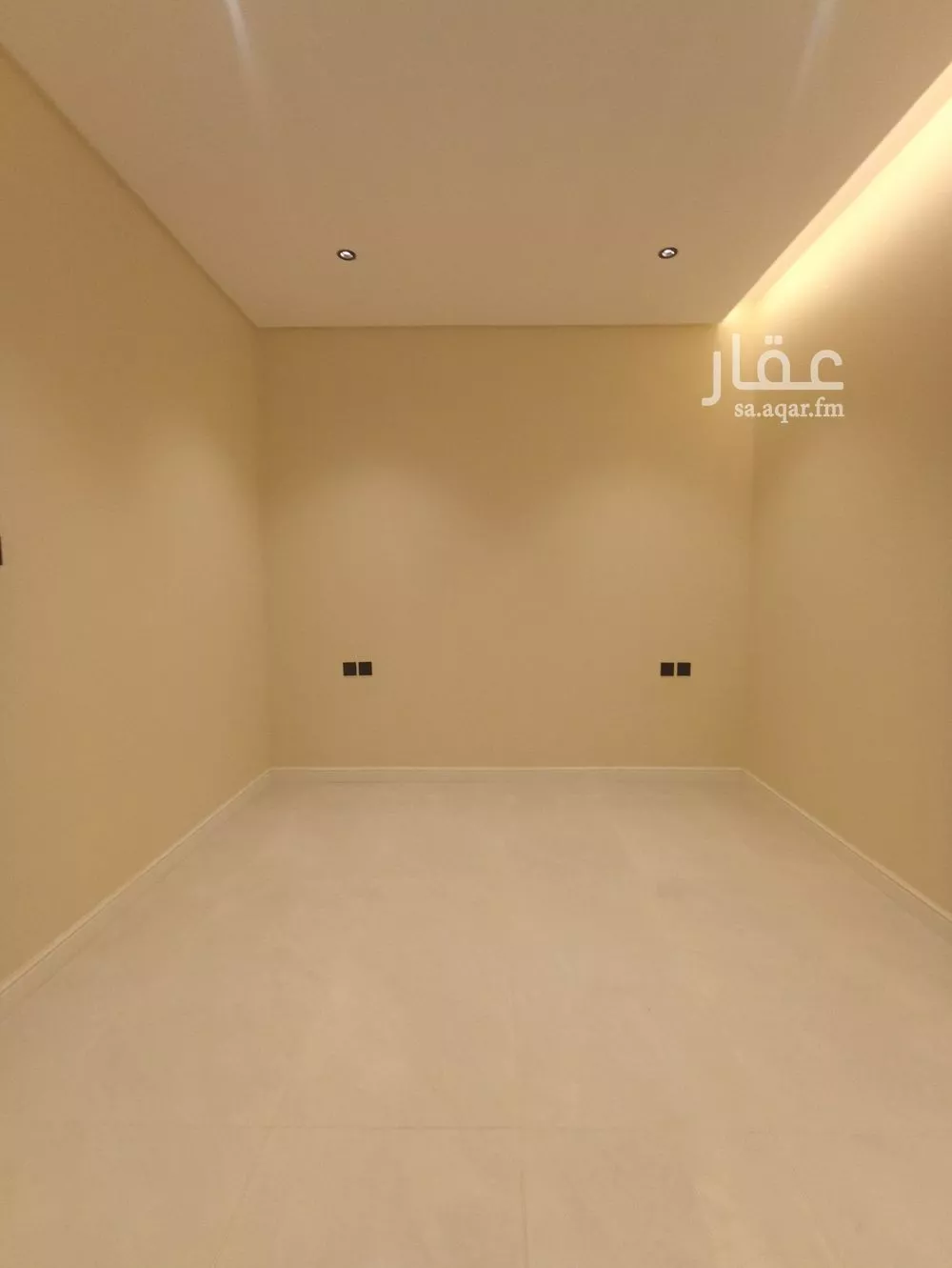 فيلا 6 غرف في العريجاء الغربية 22