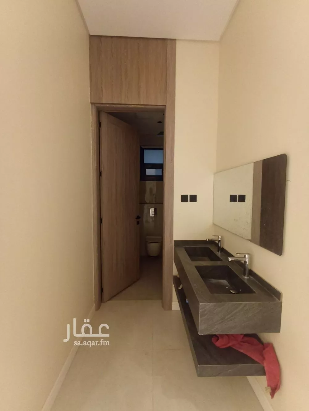 فيلا 6 غرف في العريجاء الغربية 9