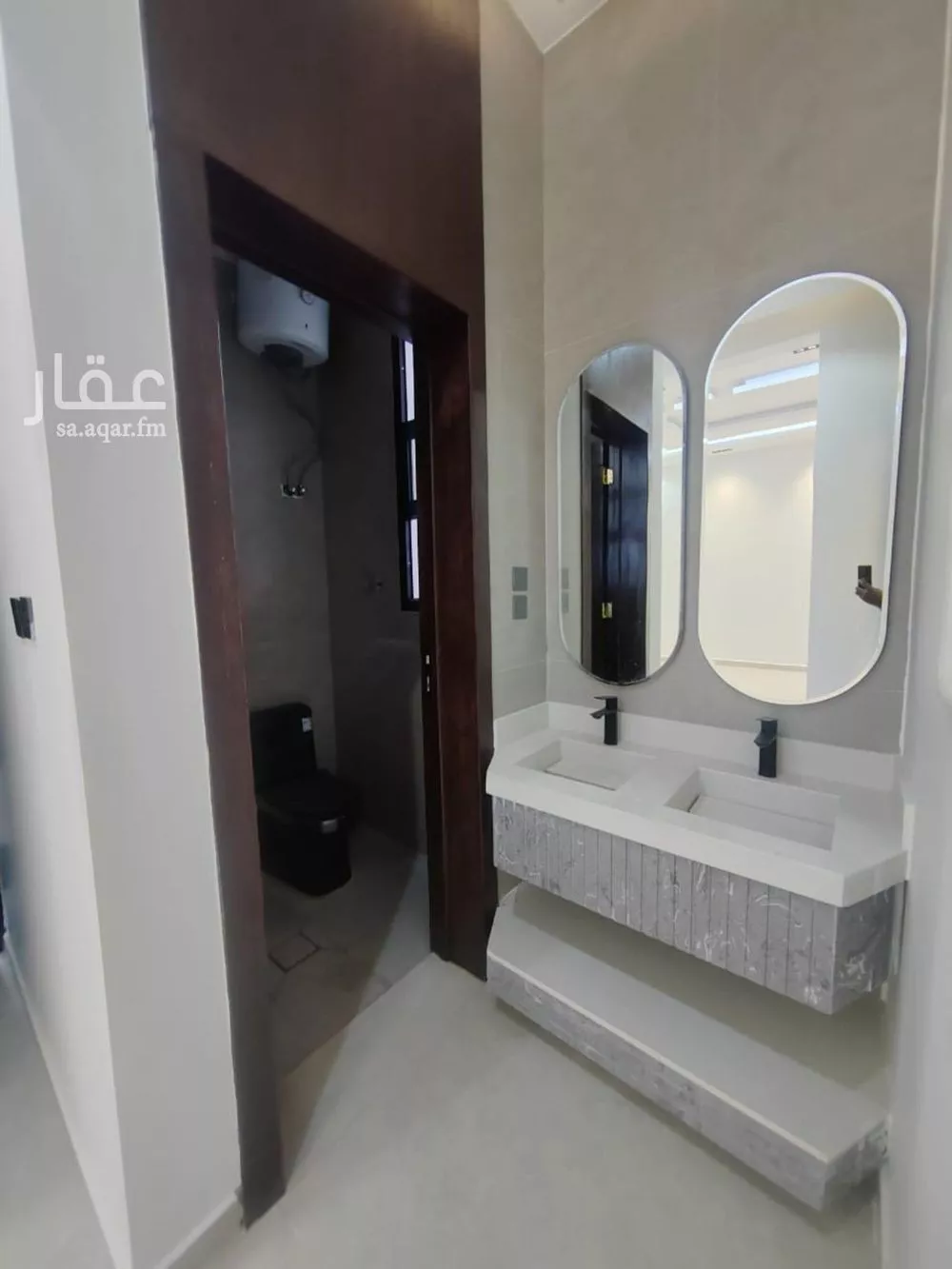 فيلا 5 غرف في العريجاء الوسطى 11