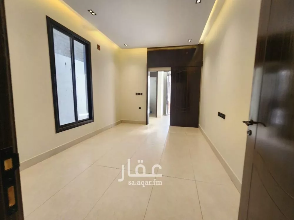 7 bedroom villa in Dirab 7