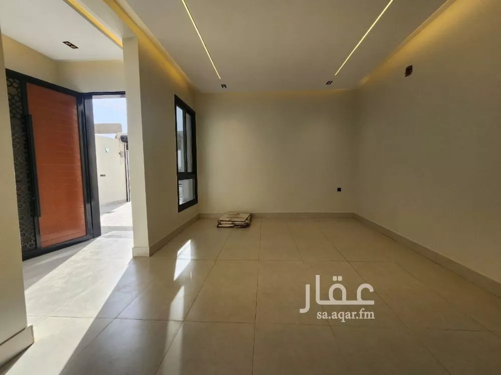 7 bedroom villa in Dirab 10