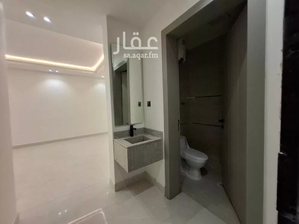 فيلا 5 غرف في بدر 17