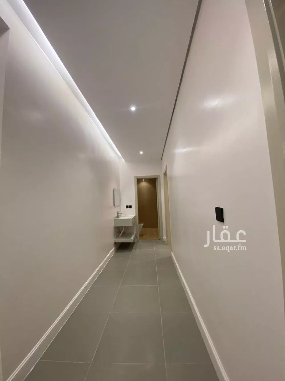 3 bedroom floor in Al Manar 7
