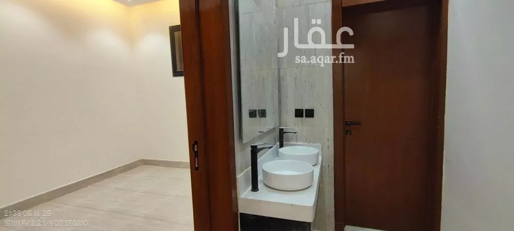 فيلا 6 غرف في طويق 15