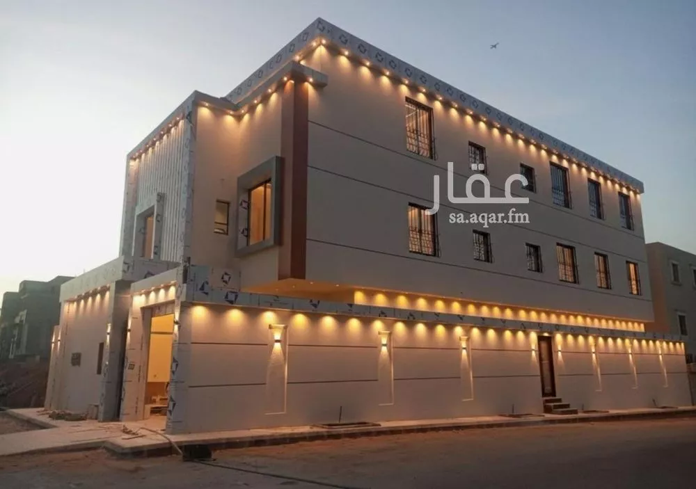 فيلا 6 غرف في الرمال 2