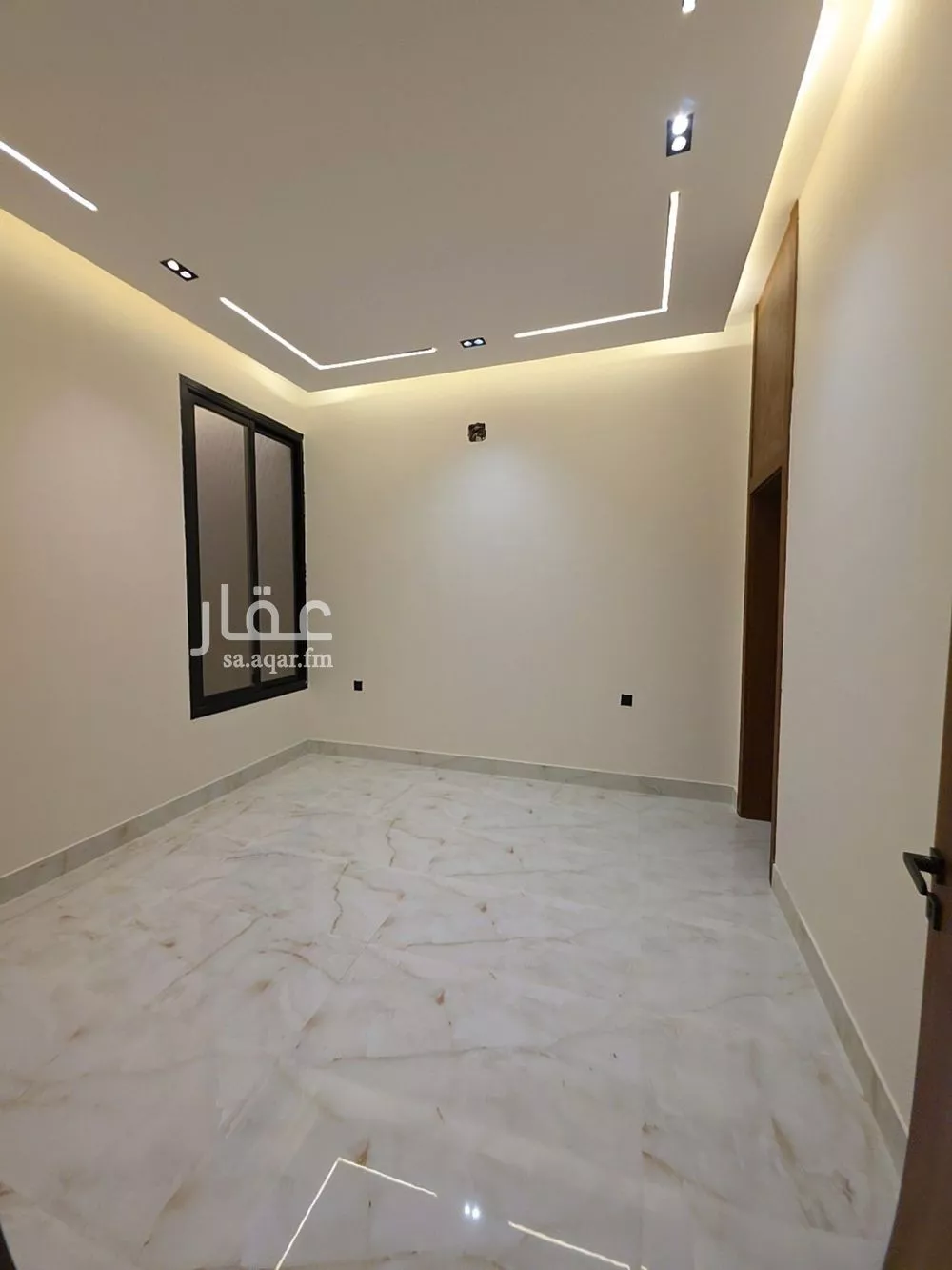 فيلا 6 غرف في الرمال 18