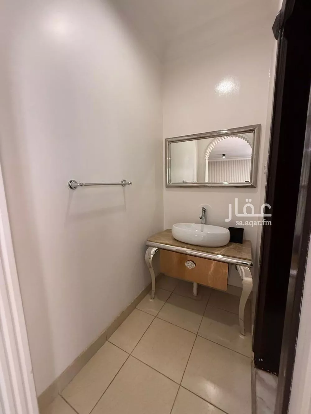 4 bedroom villa in Al Rabwa 11