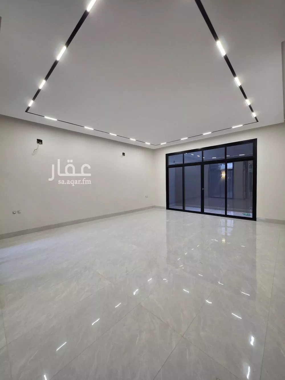 6 bedroom villa in Al Maizilah 15