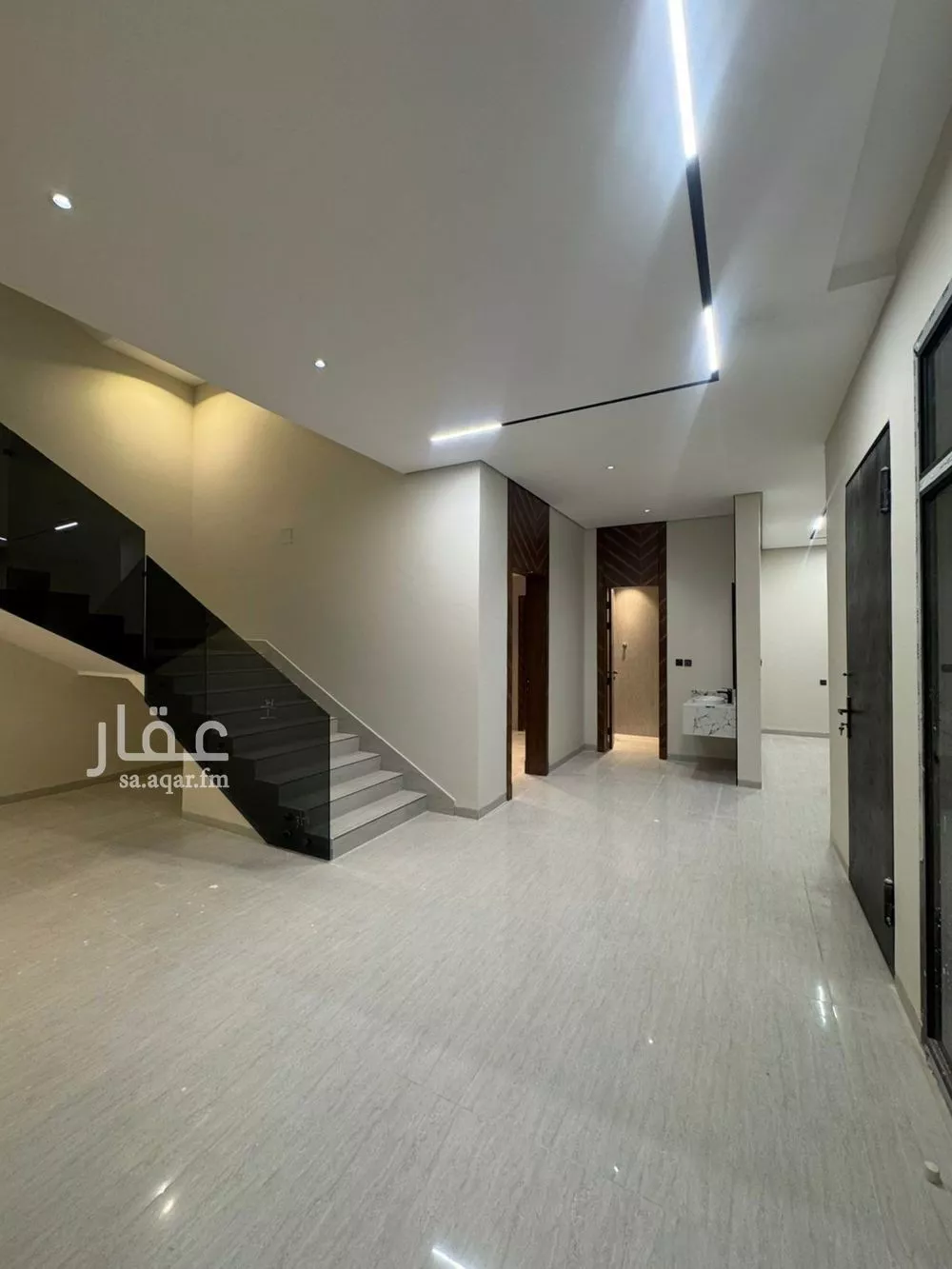 8 bedroom villa in Al Mahdiyyah 11