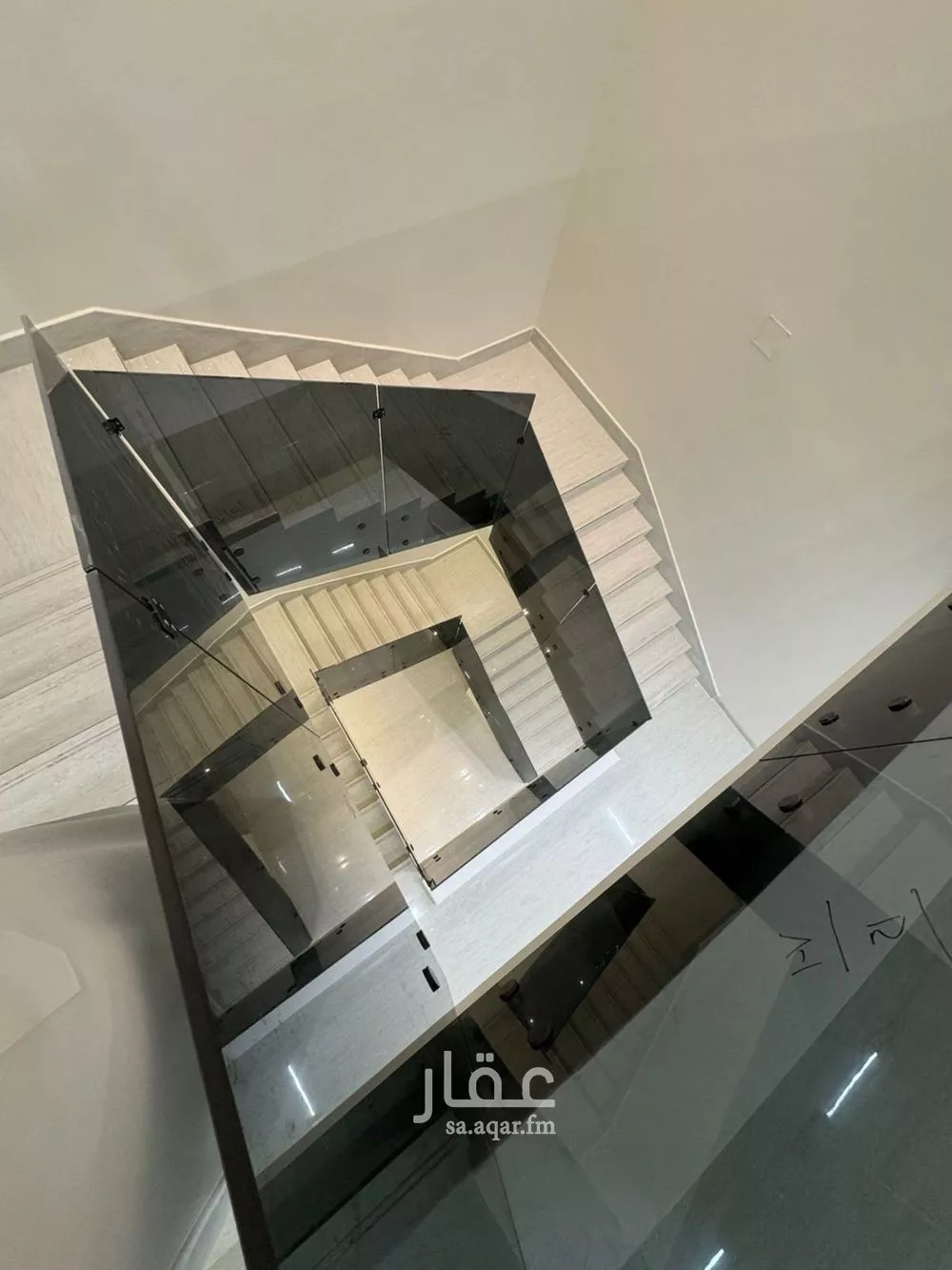 8 bedroom villa in Al Mahdiyyah 13
