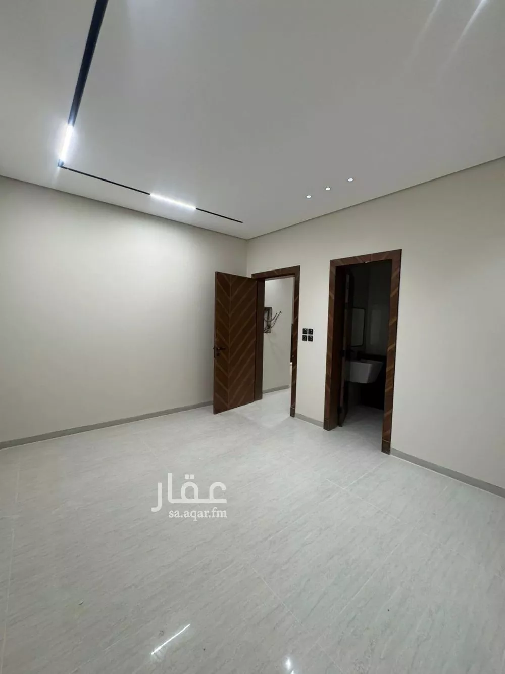 8 bedroom villa in Al Mahdiyyah 8