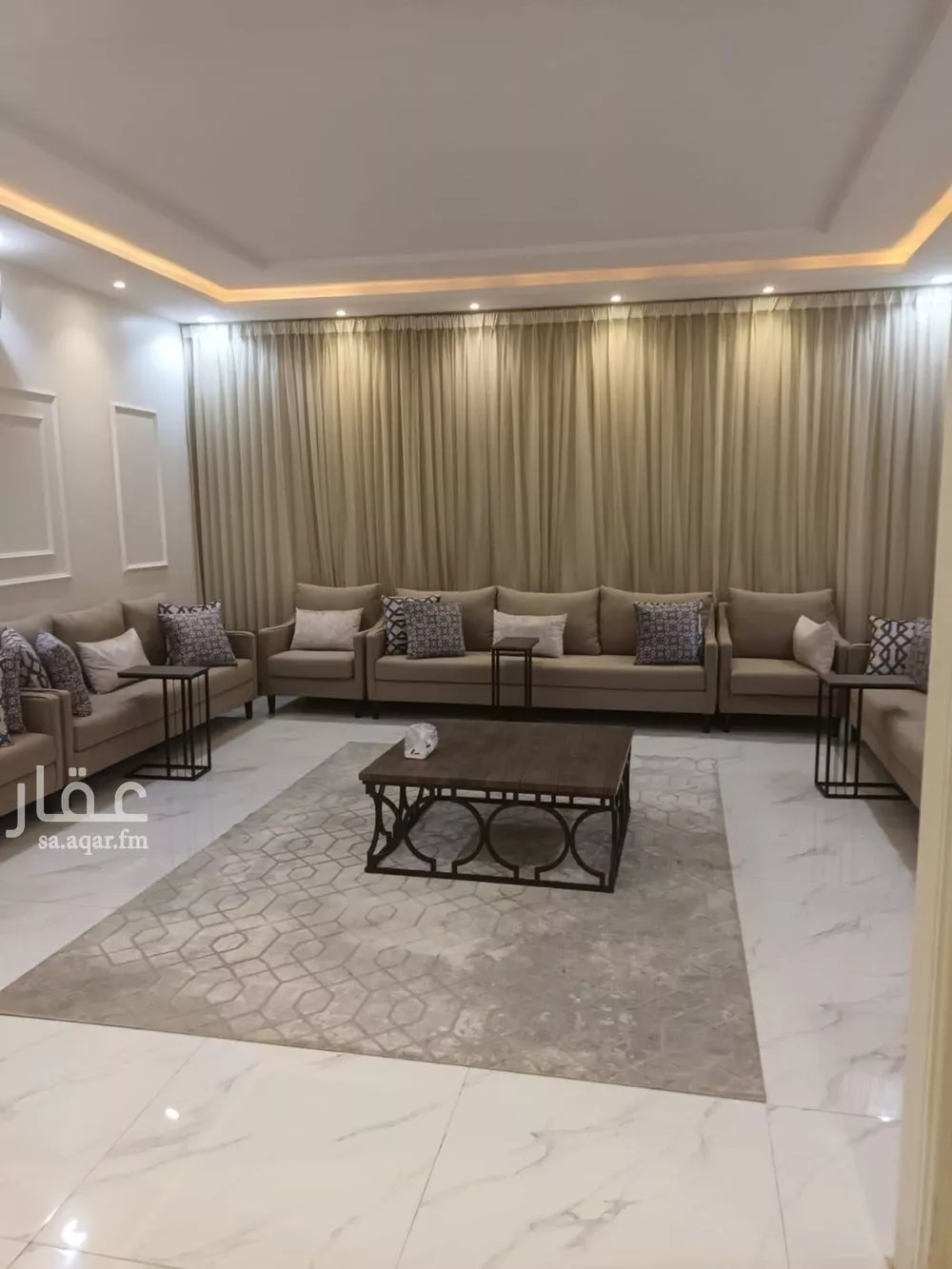 5 bedroom villa in Ash Sharq 2